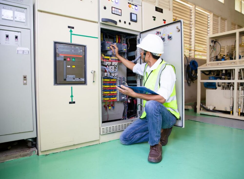 VFD Retrofit Planning for Existing HVAC Systems in Commercial Towers image